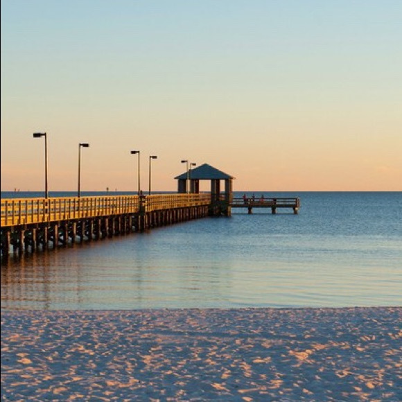 Meet your Posher, Shellie - Picture 1 of 2